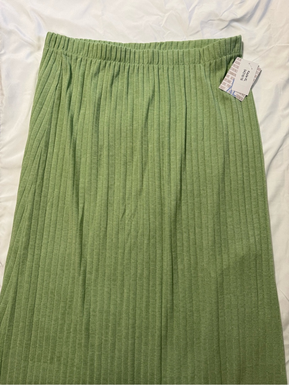 NWT, LuLaRoe Women’s Ribbed Knit Skirt - Green, XL